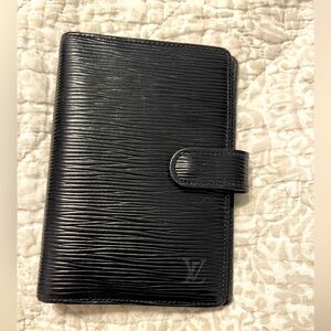 LV Black Epi Agenda PM